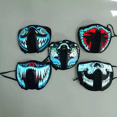 Égaliseur audio de masque protecteur de la voix LED de contrôle léger duvet et vers le haut du clignotant