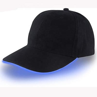 Rougeoient la partie d'éloge que les casquettes de baseball de LED allument des chapeaux avec la batterie de 2pcs CR2016